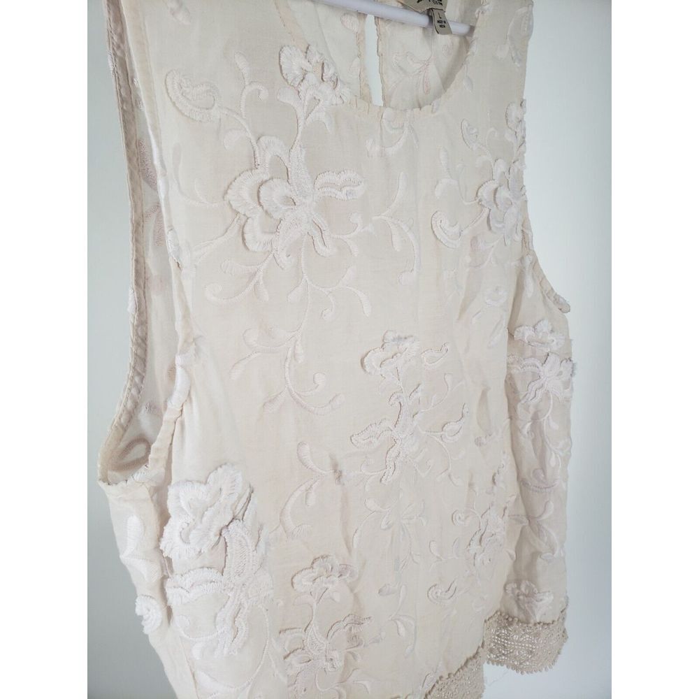 Lucky Brand Embroidered w/ Liner Blouse Top Lace Cream Size Large Sleeveless